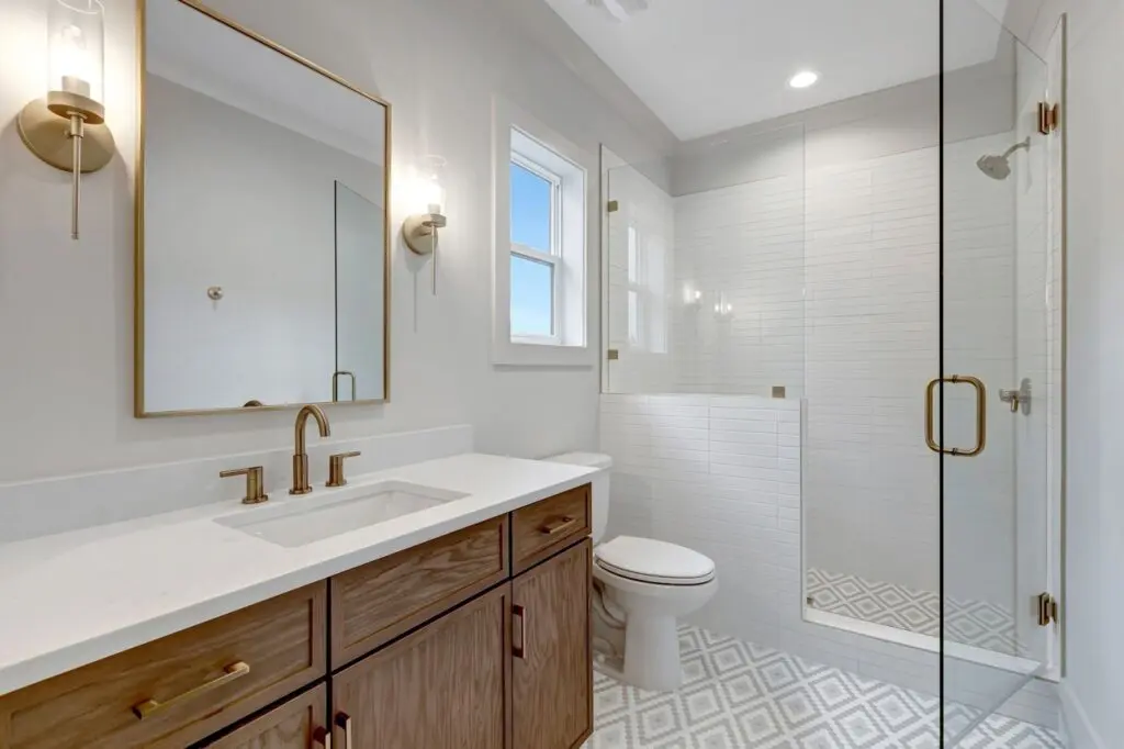 Barlow DownsShower